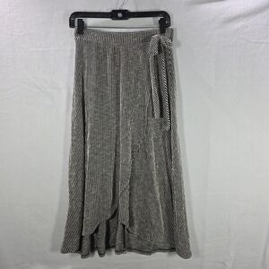 Caution To The Wind Faux Wrap Black and White Skirt Seeksucker Style Size Medium